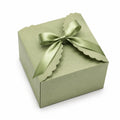 Geschenkbox 20 x 15 x 8 cm aus Karton in Salbeigrün mit Satinband - Geschenkverpackung